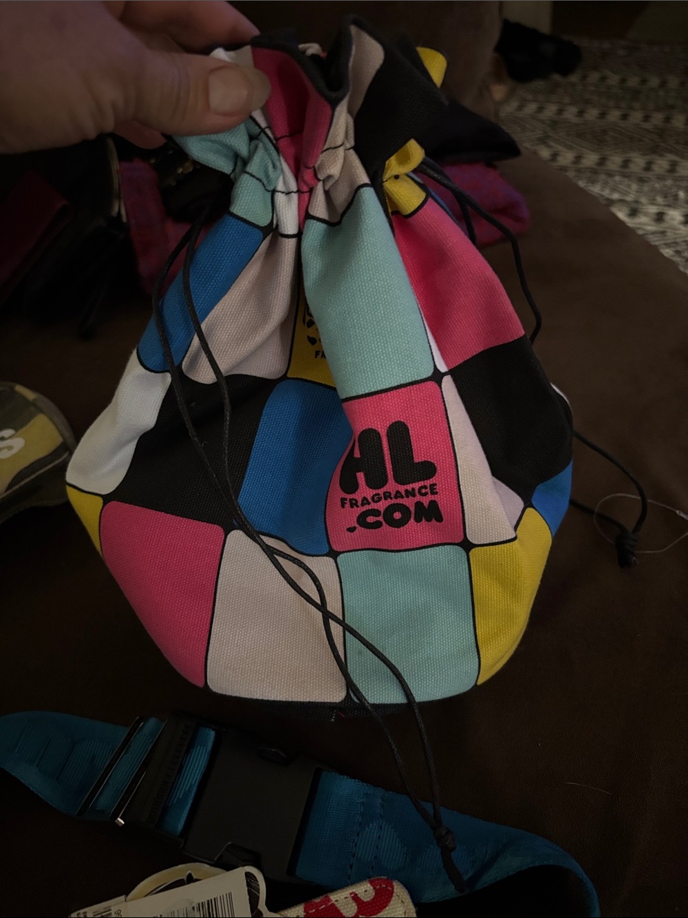 AL Fragrance Colorblock Drawstring Pouch - Multicolor - Picture 2 of 8